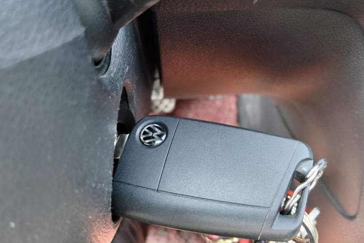 Used Volkswagen Golf 2016 1.6L Automatic Fashion Model
