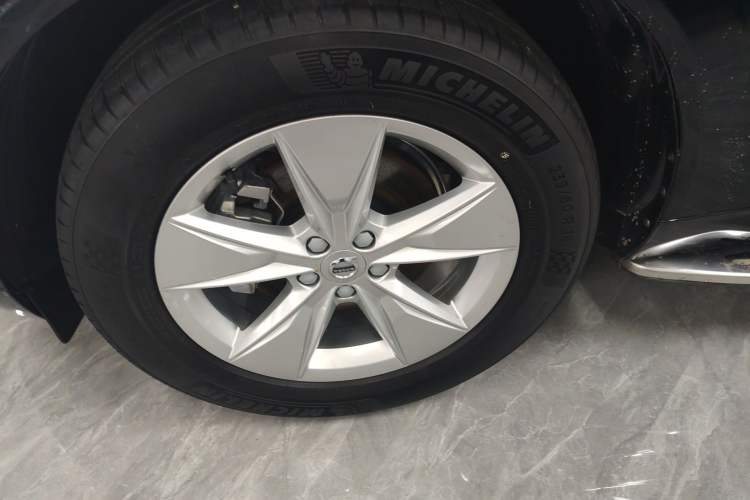 Used Volvo XC60 2022 B5 4x4 Zhiyi Luxury Edition