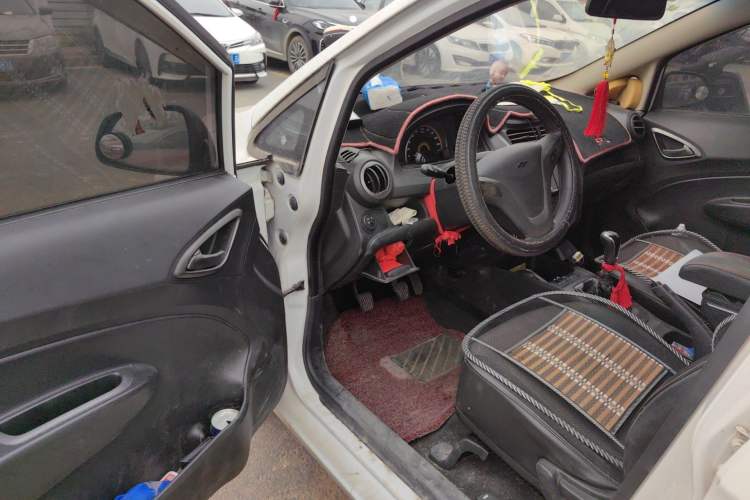 Used Chevrolet Sail 2013 Sedan 1.2L Manual Fashionable Happiness Edition