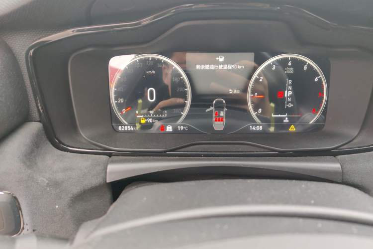 Used Lynk & Co 03 2021 03+ 2.0TD Automatic Wind-Chasing Edition Odometer Close Up