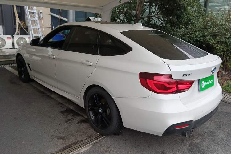 Used BMW 3 Series GT 2020 320i M Sport Night Edition

