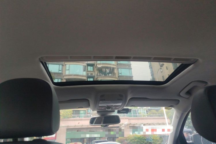 Used Audi A4L 2013 50 TFSI quattro flagship model
