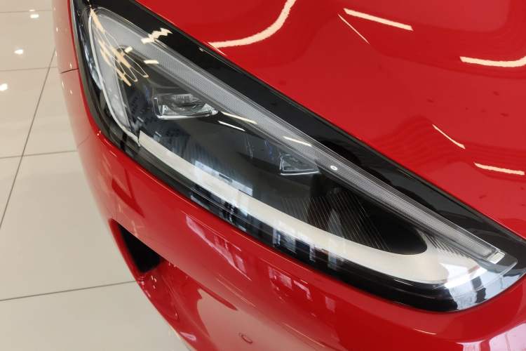 Used Hima AITO M5 2025 Extended-Range Ultra All-Wheel-Drive Version Right Front Headlight