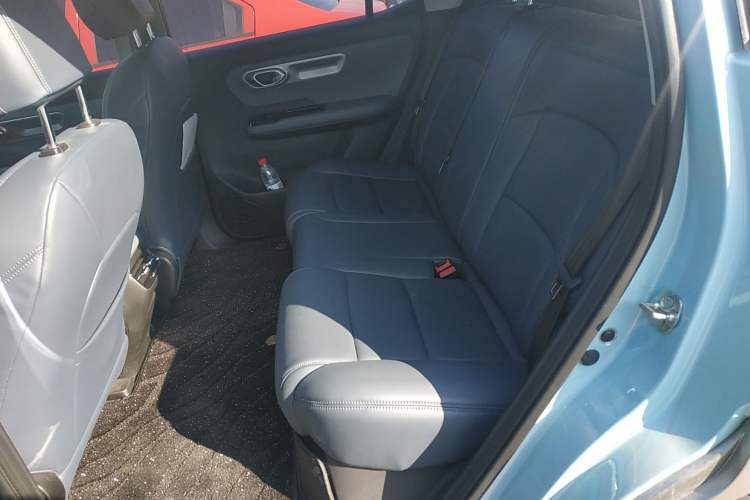 Used AION Y 2023 Younger