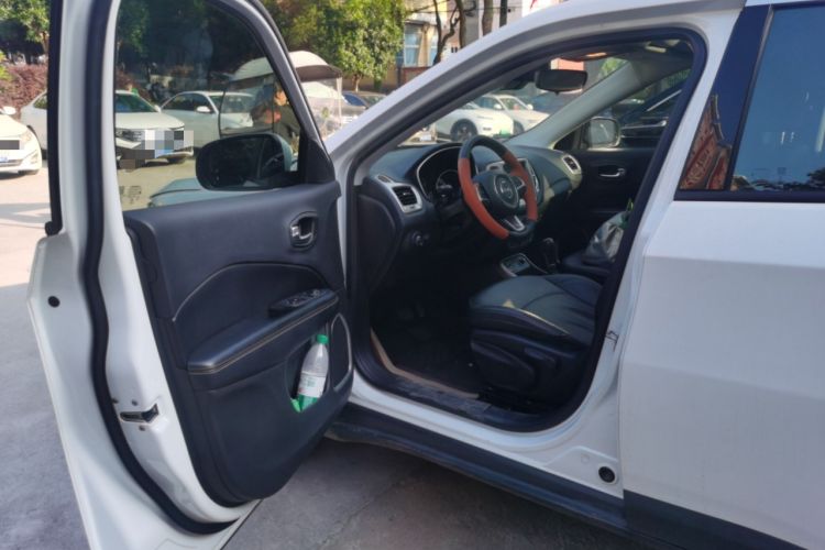 Used Jeep Compass 2017 200T Automatic Family Edition