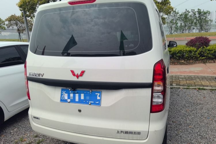 Used Wuling Hongguang V 2022 1.5L Jingqu Version Hydraulic Power Steering LAR Rear