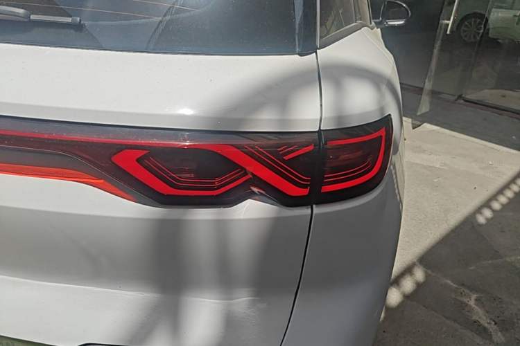 Used BYD Yuan UP 2024 401KM Leading Edition
