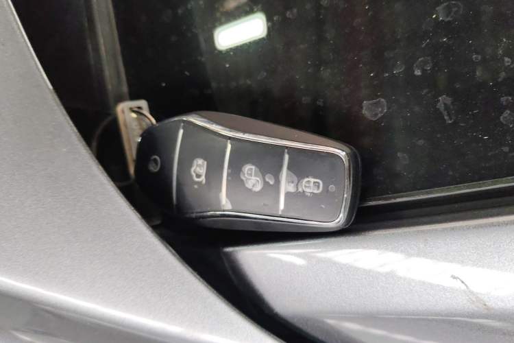 Used BYD Song PLUS New Energy 2025 EV Intelligent Driving Edition 520km Luxury Model