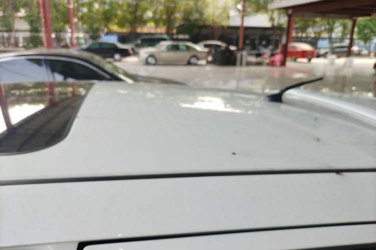 Used Infiniti ESQ 2014 1.6L Luxury Edition Roof