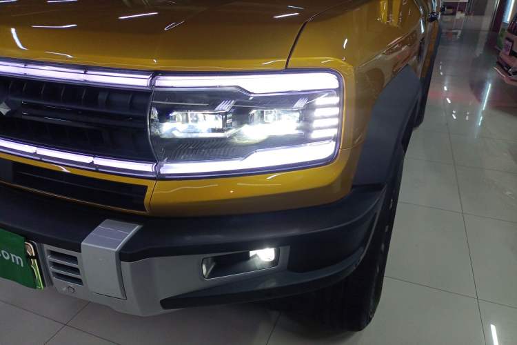 Used Formula Leopard Leopard 5 2023 Navigator Edition
