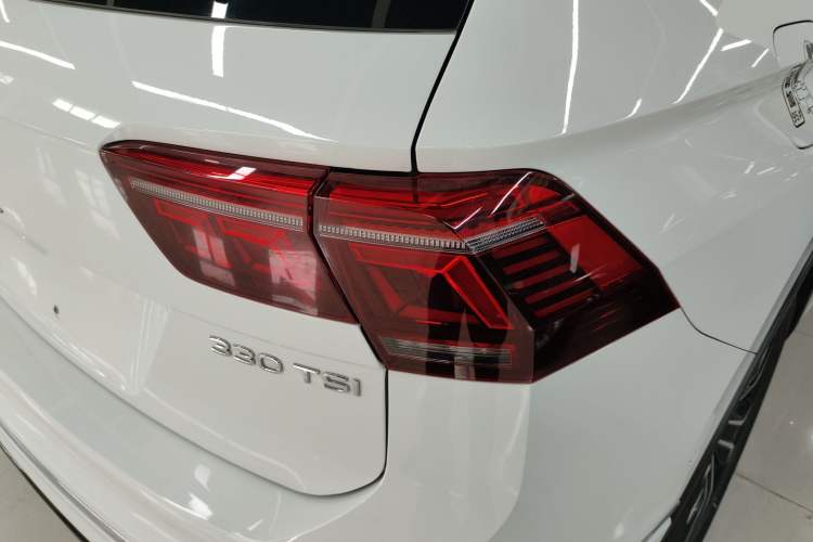 Used Volkswagen Tiguan L 2023 330TSI Automatic Two-Wheel Drive R-Line Enjoyment Edition
