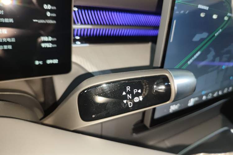 Used XPeng G6 2025 625 Long-Range Max Flagship Edition Gear Lever