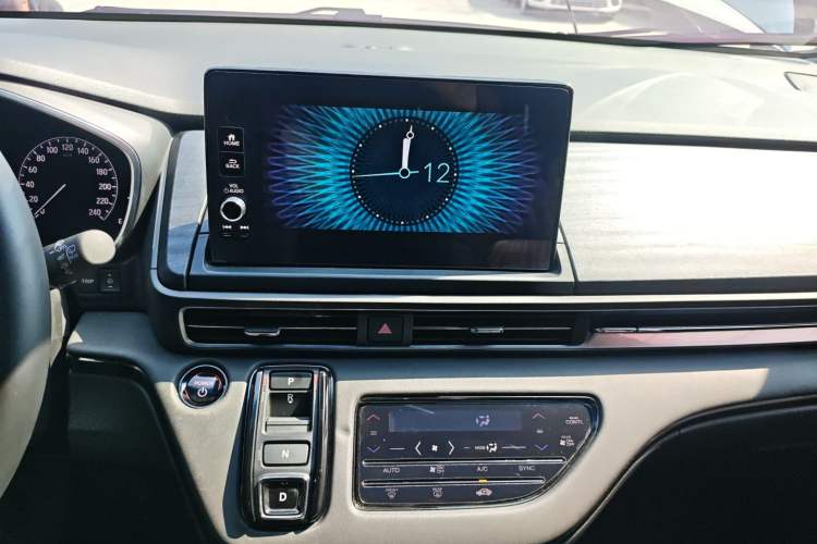 Used Honda Elysion 2024 2.0L eHEV Luxury Edition
