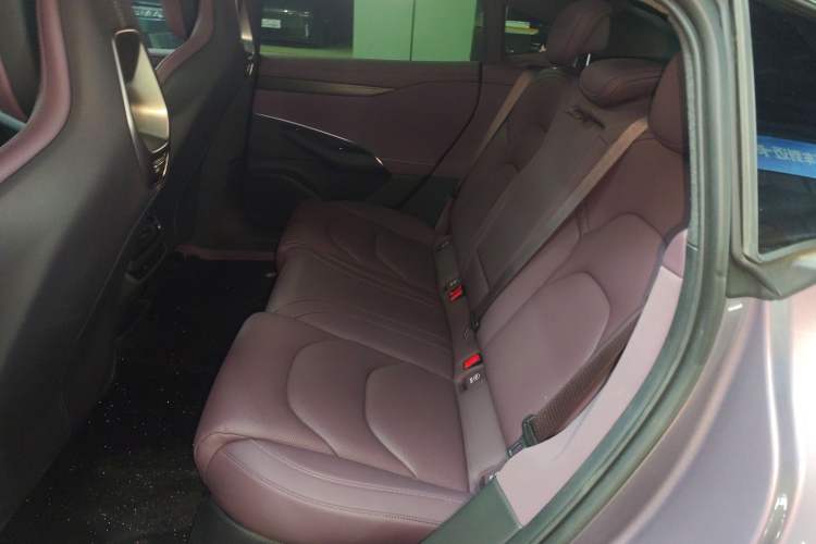 Used Xiaomi Auto SU7 2024 Rear-Drive Ultra-Long Range Advanced Pro-Level Intelligent Driving Version