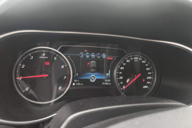 Used Hongqi H5 2019 30TD Smart Connect Enjoy Edition Instrument Cluster