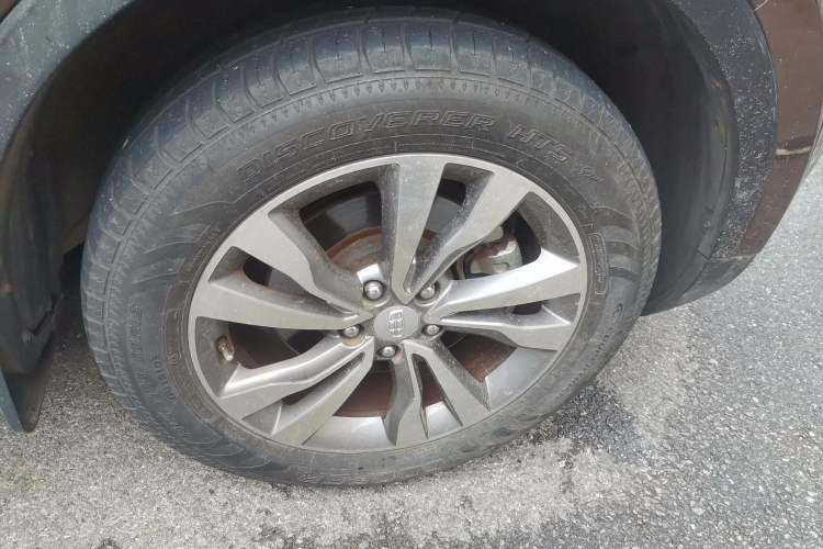 Used Geely Auto Emgrand X7 Sport 2016 1.8TD Automatic ZhiZun Version
