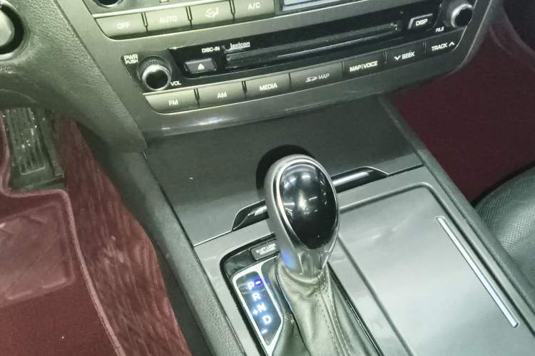 Used Hyundai Genesis 2015 3.0GDi Four-Wheel Drive Luxury Edition