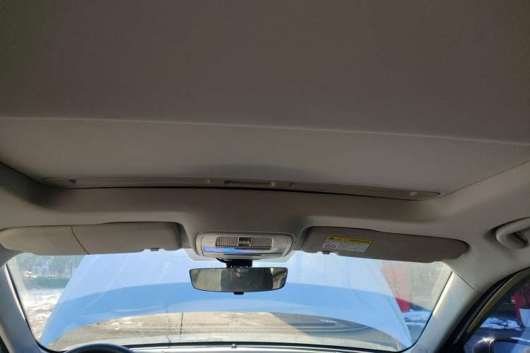 Used Roewe i5 2021 Revised Version 1.5L CVT Diamond Edition
