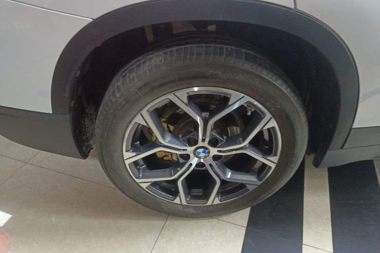 Used BMW X1 2021 Restyled sDrive25Li Leading Edition
