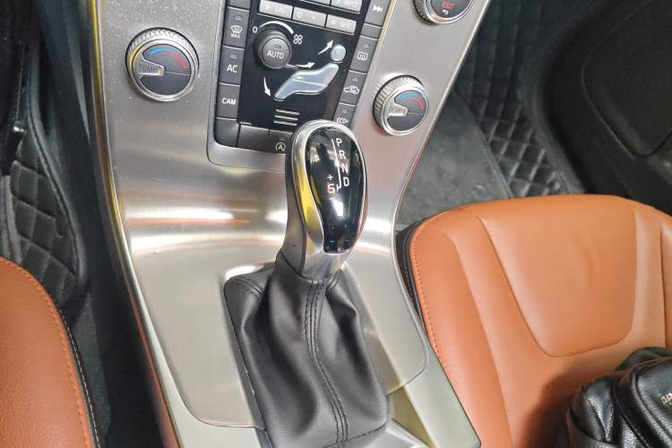 Used Volvo S60 2018 S60L T3 Smart Progress Edition