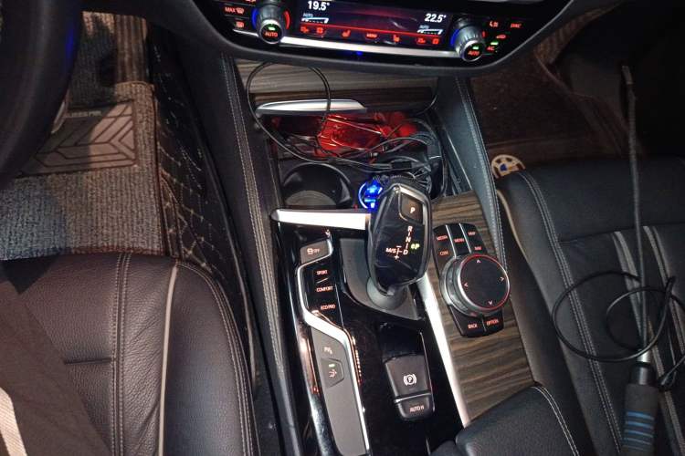 Used BMW 6 Series GT 2018 630i Luxury Design Package