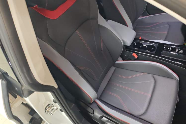 Used Volkswagen Lamando 2025 Lavida L 280TSI DSG Spicy Edition
