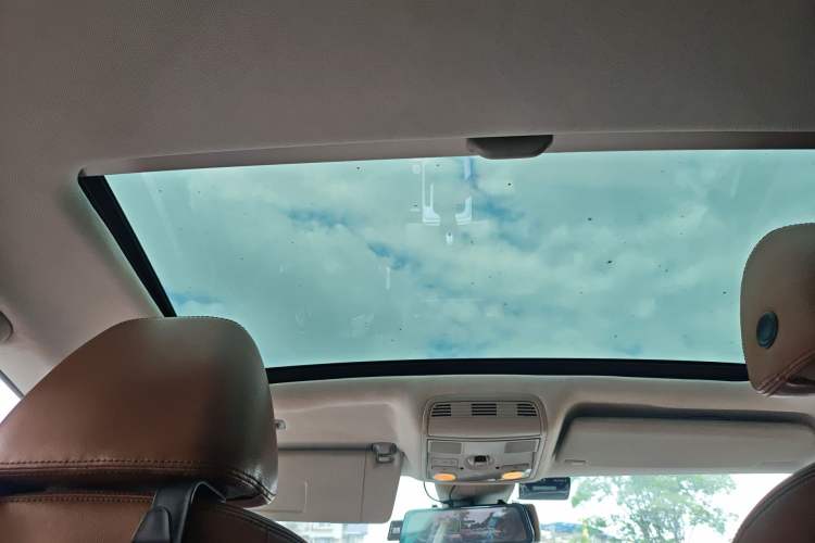 Used Volkswagen FAW-Volkswagen CC 2012 1.8TSI Luxury Model Headliner