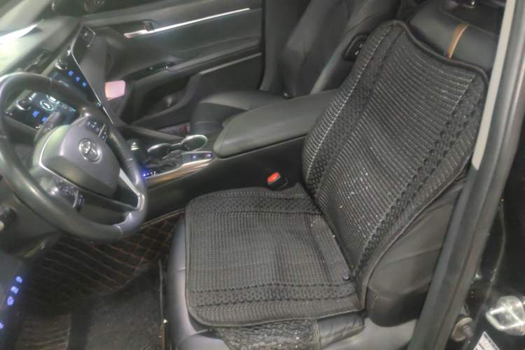 Used Toyota Camry 2019 Revised Version 2.0G Luxury Edition