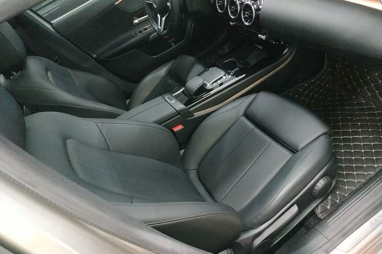 Used Mercedes-Benz A-Class 2020 Second Facelift A 180 L Sport Sedan Right Front Seat