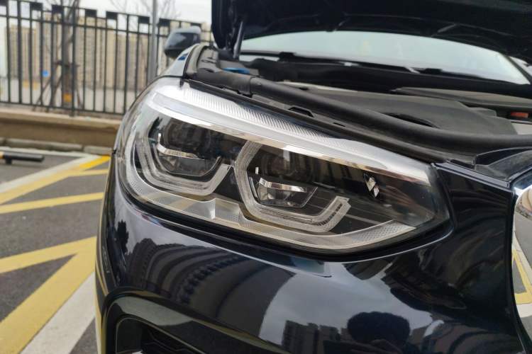 Used BMW X3 2020 xDrive30i Luxury Model with M Sport Package
