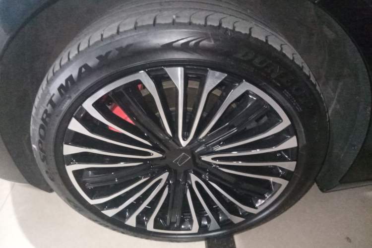 Used Avatr 12 2025 Ultra Extended-Range Edition Exterior 4