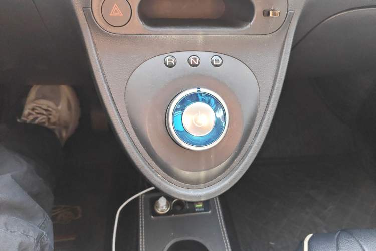 Used ORA Black Cat 2021 301 km Basic Version
