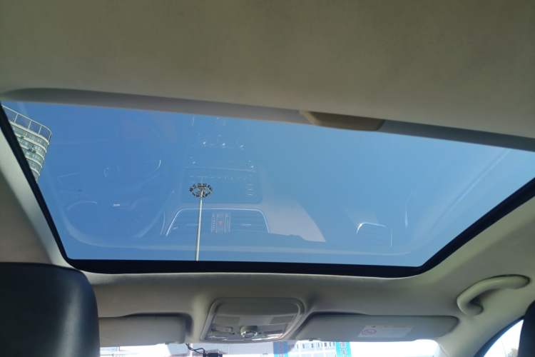 Used Skoda Octavia 2017 1.6L Automatic Smart Drive Edition Headliner