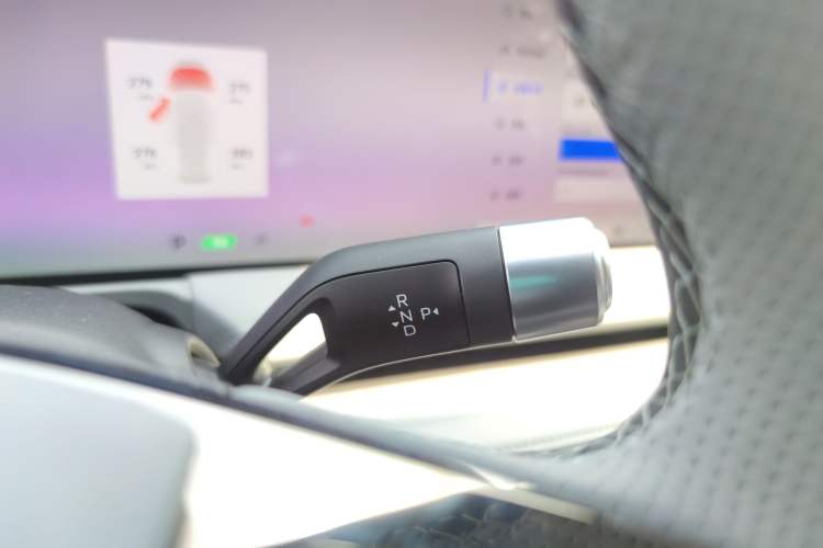 Used Geely Galaxy E8 2025 700 km Long-Range Intelligent Driving Version Gear Lever