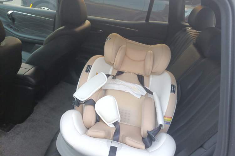 Used AION V 2024 Aion Tyrannosaurus 650 Smart Luxury Edition