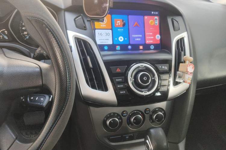 Used Ford Focus 2012 Hatchback 1.6L Automatic Comfort Model
