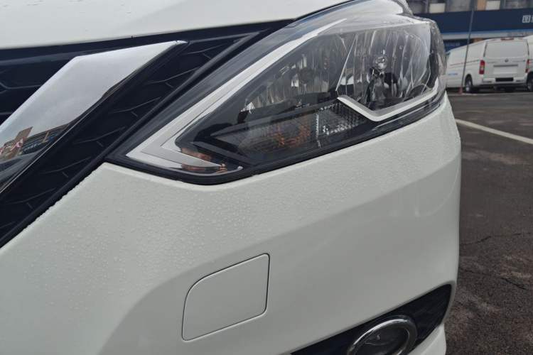 Used Nissan Sylphy 2021 Classic 1.6XL CVT Luxury Edition Left Front Headlight