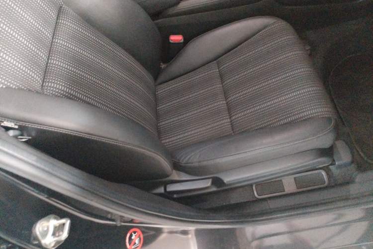 Used Honda Vezel 2016 1.8L CVT Front-Wheel Drive Pioneer Edition