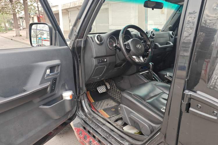 Used BAIC Off-Road BJ40 2016 40L 2.3T Automatic All-Wheel Drive Premium Edition Driver Seat