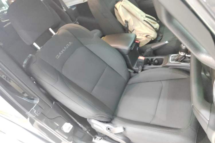 Used Jeep Wrangler 2019 2.0T Sahara Two-Door Version China VI Emission Standard
