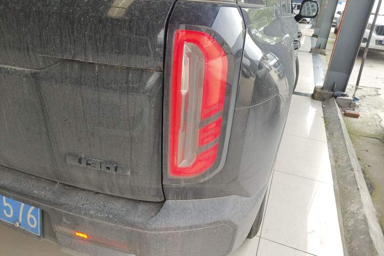 Used BAIC Off-Road BJ30 2024 1.5T Magic Electric Drive Standard Edition Right Rear Taillight