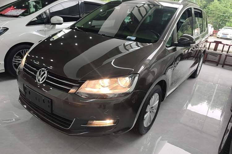 Used Volkswagen Sharan 2014 2.0 TSI Standard Model Guazi used car, China used car export, Used car for sale, Used  cars, Cheapest cars for sale