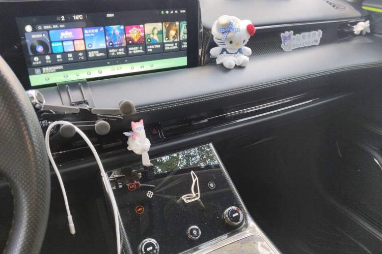 Used NETA U 2023 NETA U-Ⅱ Challenge Edition 400 Lite Lithium Iron Phosphate
