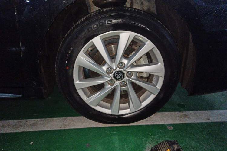 Used Toyota Camry 2023 2.0G Luxury Edition
