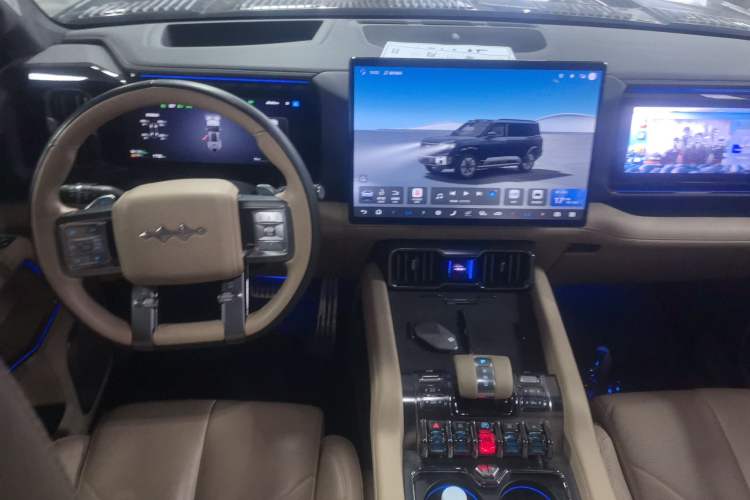 Used Formula Leopard Leopard 8 2025 Smart & Brave Flagship Edition 7 Seats