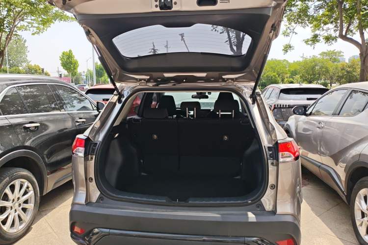 Used Toyota FRONTLANDER 2022 2.0L CVT Leading Edition
