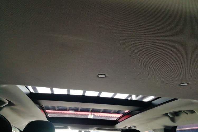 Used Jeep Renegade 2018 Connected Large Screen Version 180T Automatic High-Energy Edition
