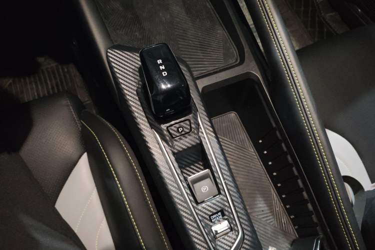 Used Geely Auto Coolray 2022 Bin Yue COOL 1.5TD DCT Hot Engine Edition