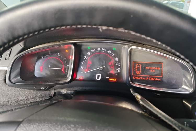 Used DS 6 2014 1.6T Luxury Edition THP200 Instrument Cluster