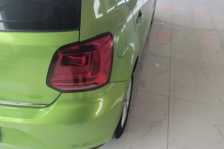 Used Volkswagen Polo 2014 1.6L Automatic Luxury Edition
